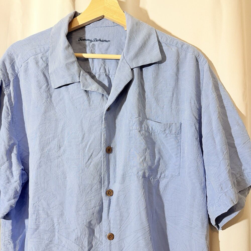 Tommy Bahama 100% Silk Mens Size Large - Hawaiian Vacation Shirt Blue Relax Fit